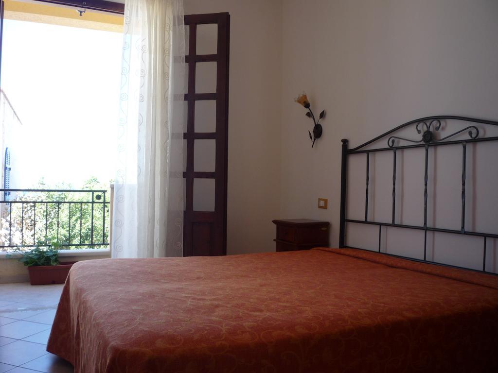 Brezza Marina Hotel ซานวิโต โลคาโป ภายนอก รูปภาพ